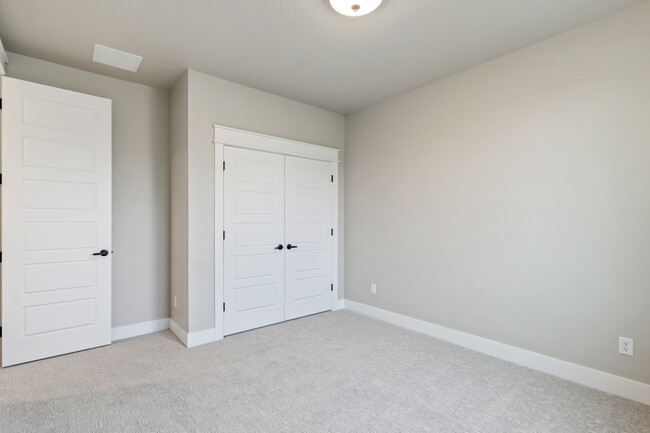 Building Photo - 4695 S Abbot Way