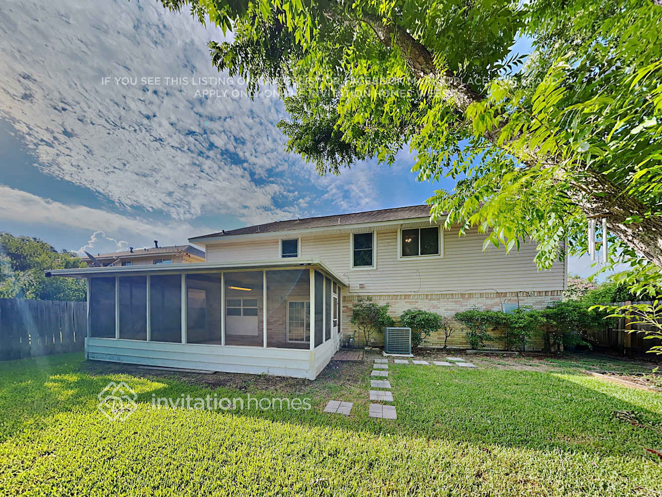 Building Photo - 10514 Wayward Wind Ln