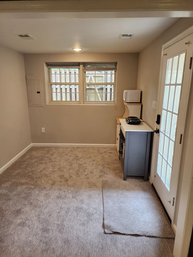 Building Photo - 14627 Thera Way