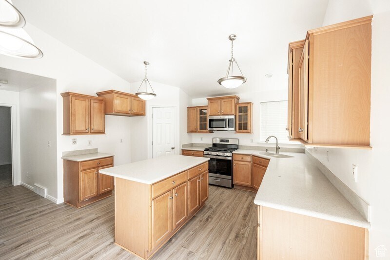 Building Photo - 3615 W Plymouth Rock Cv