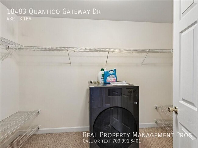 Building Photo - 18483 Quantico Gateway Dr
