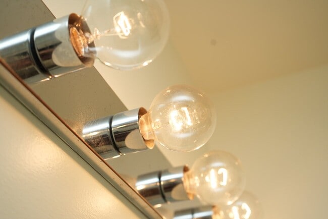 Building Photo - 111 Darien Terrace