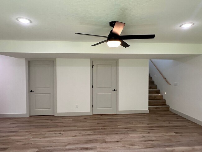 Building Photo - Now Accepting Applications – 4 BED 3 BATH | Summit Pass Subdivision | Waynesville School District