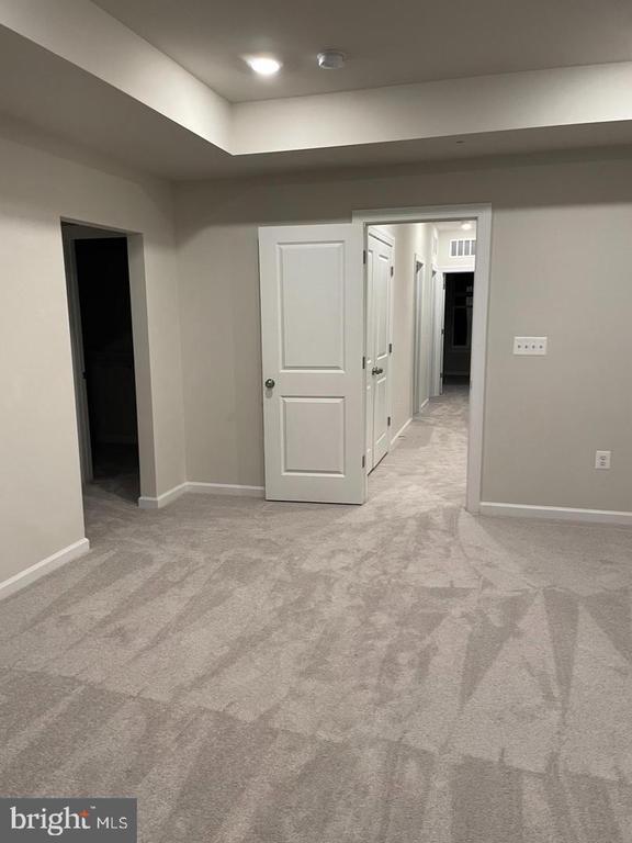 Building Photo - 43397 Radford Divide Ter