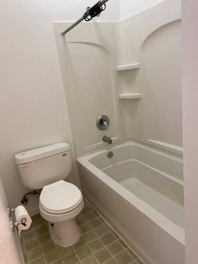 Bathroom Number 1 - 2485 Creekside Ct