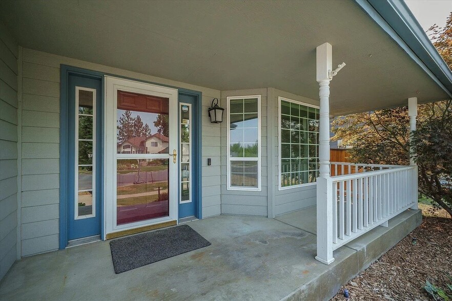 Building Photo - 3415 S Morrill Dr