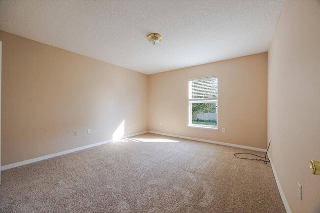 Building Photo - 163 Jocelyn Dr