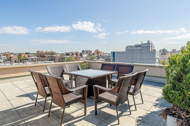 Building Photo - 30-11 21st St