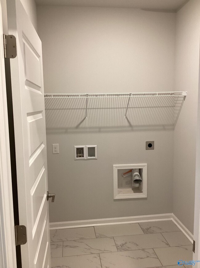 Building Photo - 28589 Whitehall Ln