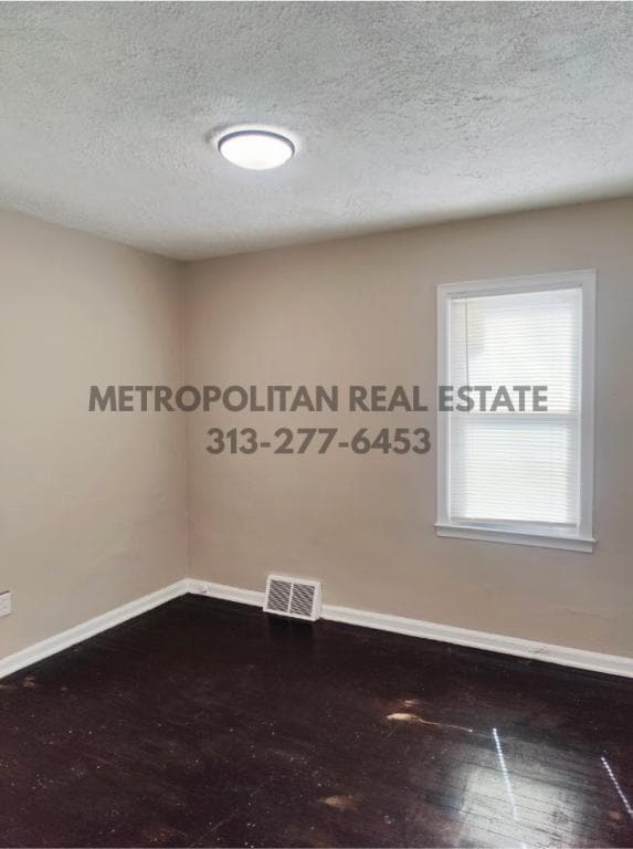 Building Photo - 26721 Carlysle St