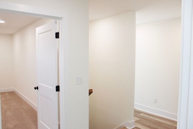 Building Photo - Brand New 3 Bedroom Home with Maintenance Free Living