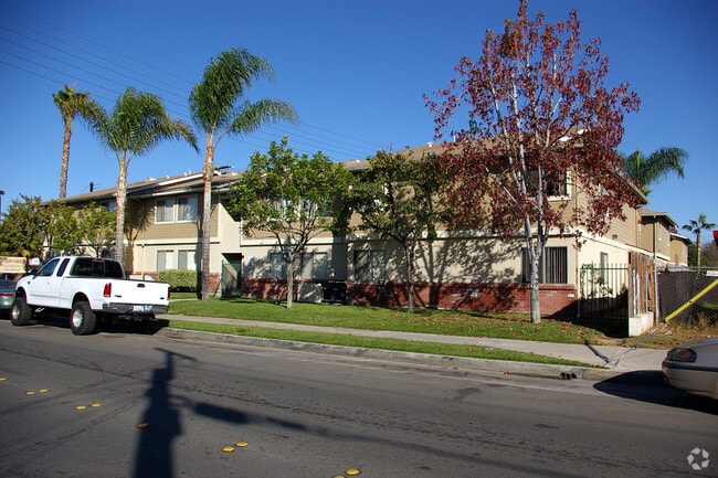 Primary Photo - El Cajon Gardens