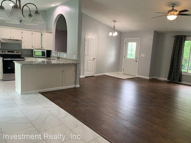 Building Photo - 3 br, 2 bath House - 1863 E Valley Water M...