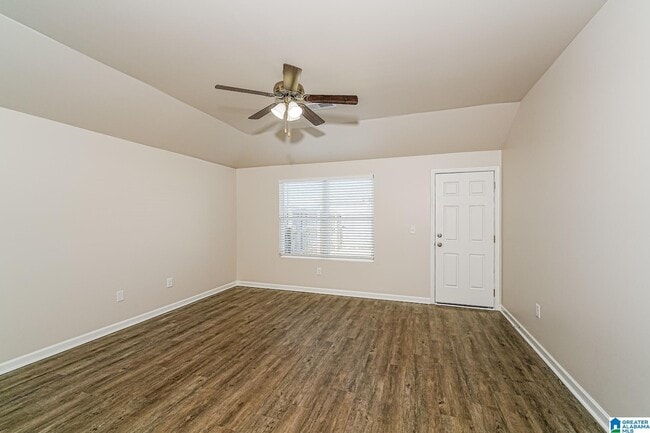 Building Photo - 160 Jonathan Dr