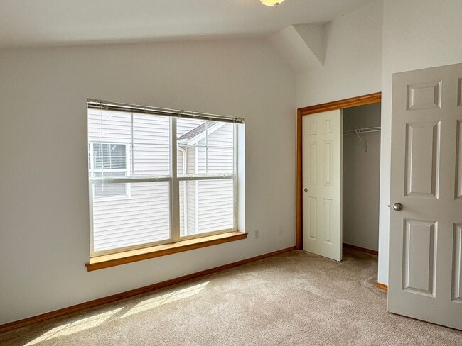 Building Photo - Updated 3 Bed, 2.5 Bath Pinehurst Townhome...