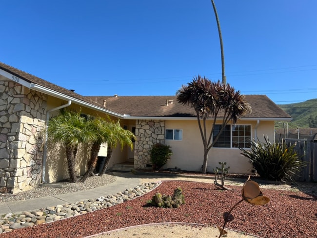 Building Photo - 908 W Loquat Ct