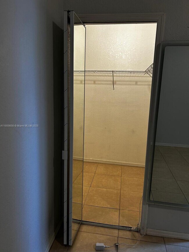 Building Photo - 8526 NW 107th Passage