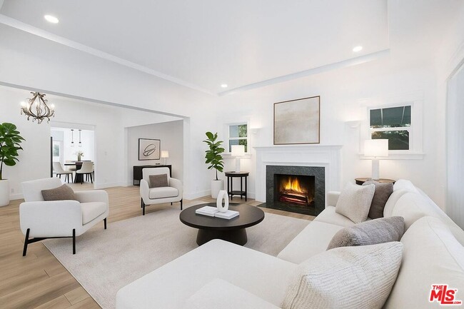 Building Photo - 641 N Martel Ave