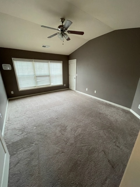 Building Photo - 140 Townview Dr