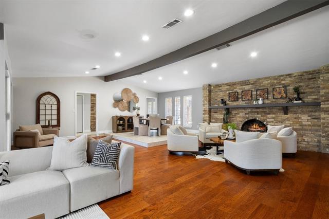 Building Photo - 2016 Pembrooke Pl