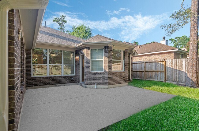 Building Photo - 71 N Queenscliff Cir