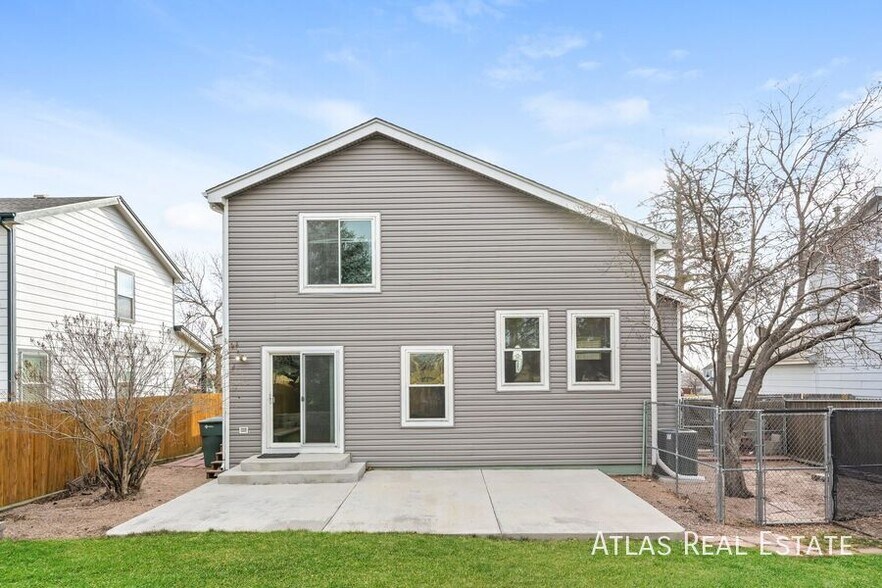 Building Photo - 9451 Albion St
