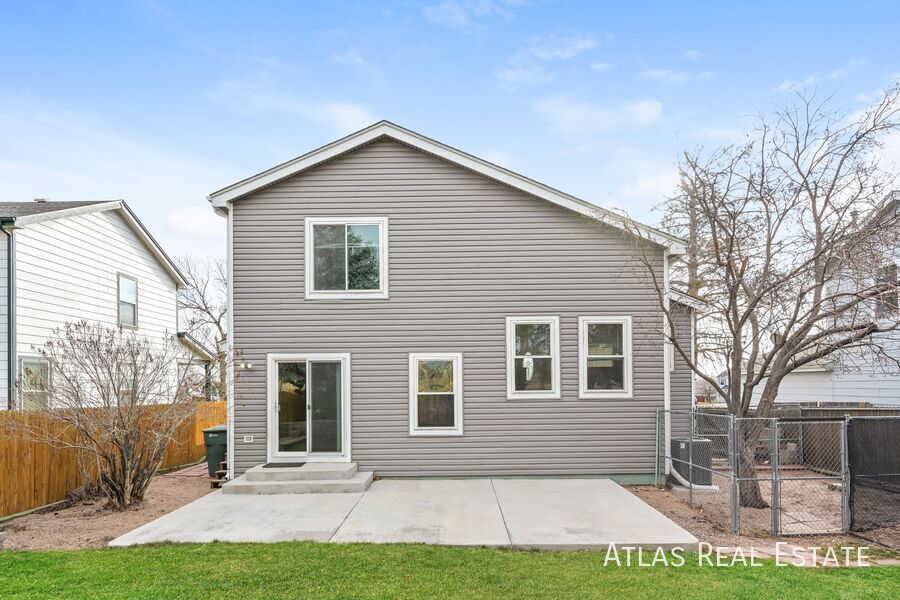 Building Photo - 9451 Albion St