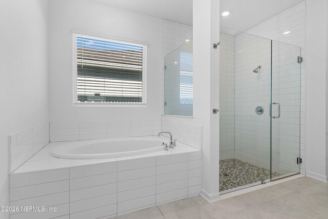 Building Photo - 64 Silver Heron Wy