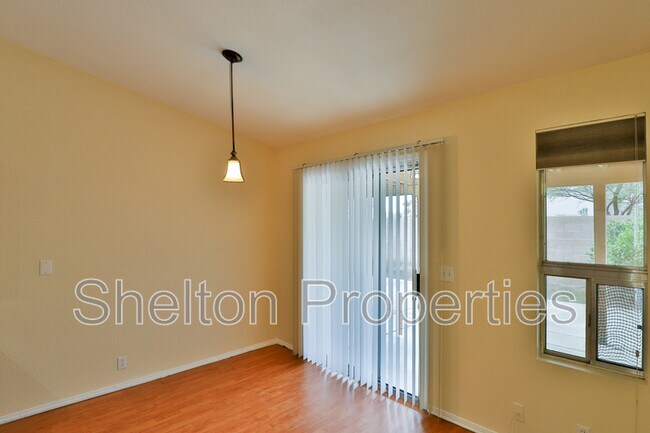 Building Photo - 8963 W Ocotillo Rd