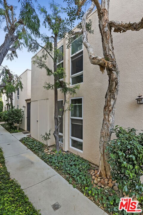 Building Photo - 23901 Civic Center Way