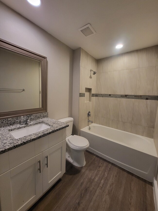 Building Photo - 8309 Lena Ct