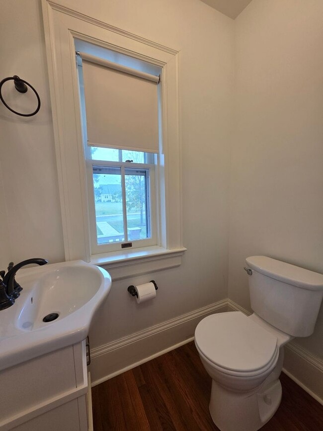 Building Photo - 1306 Officers Row