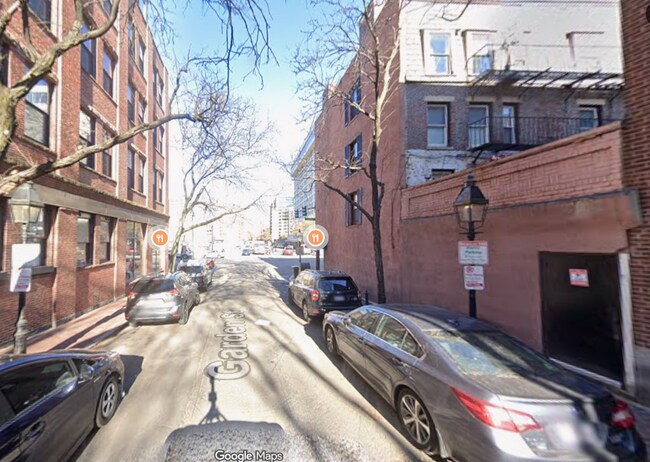 Building Photo - 4 Garden Ct