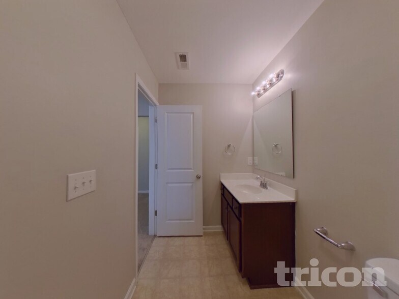 Building Photo - 10020 Porta Ferry Drive Charlotte NC