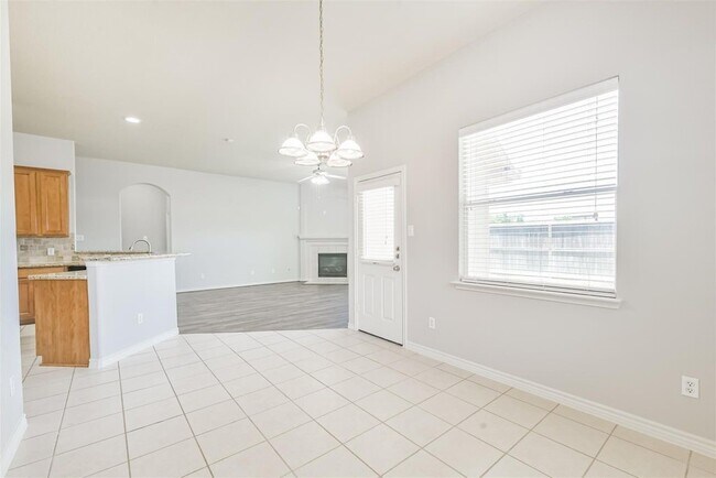 Building Photo - 2922 Lemmingham Dr