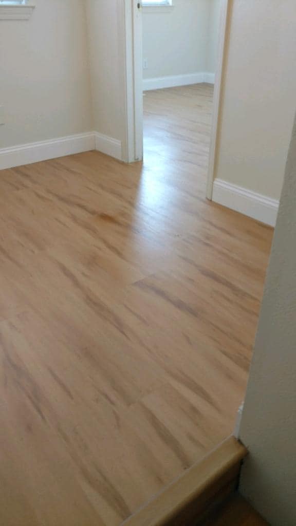 Building Photo - 410 Valley Cir