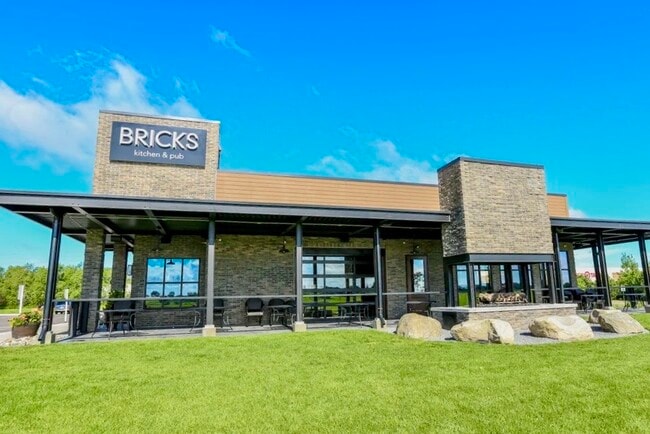 Building Photo - 11151 Aberdeen St NE