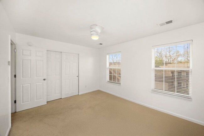 Building Photo - 513 Cold Stream Pl