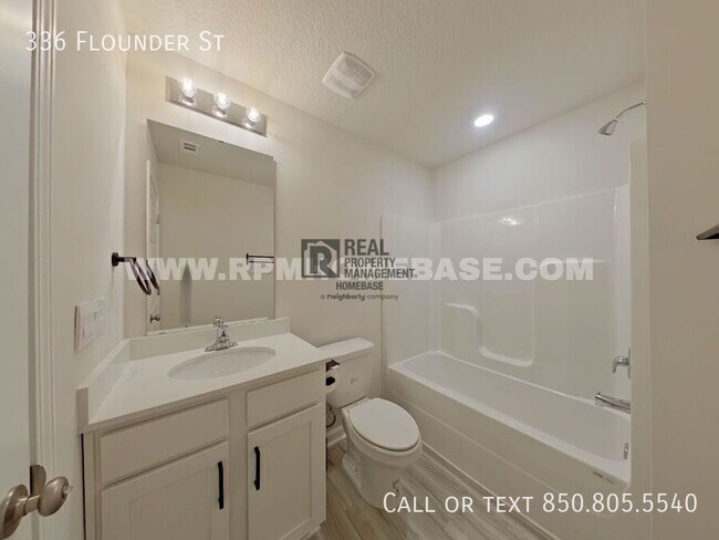 Building Photo - 336 Flounder St