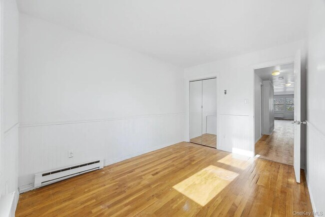 Building Photo - 13-27-27 Bell Blvd