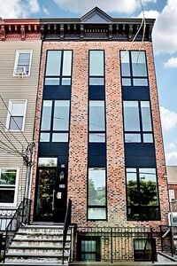 Building Photo - 250 Van Horne St