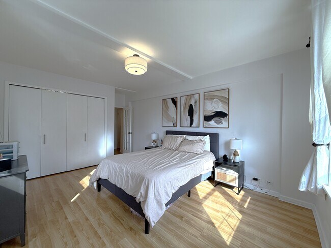 Building Photo - 99-21 67th Rd