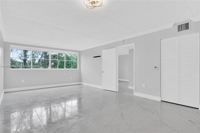 Building Photo - 6135 NW 186th St