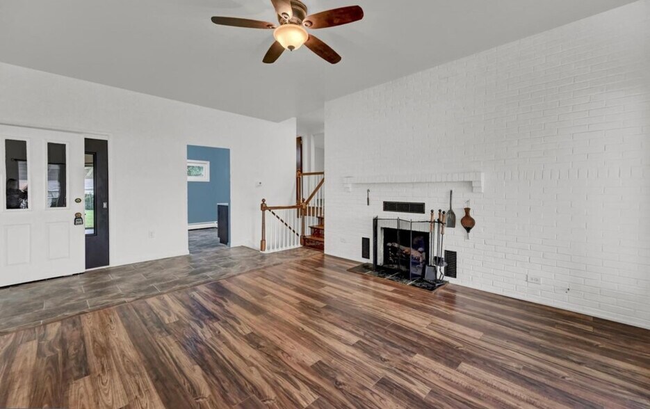 Building Photo - 130 Hull Dr