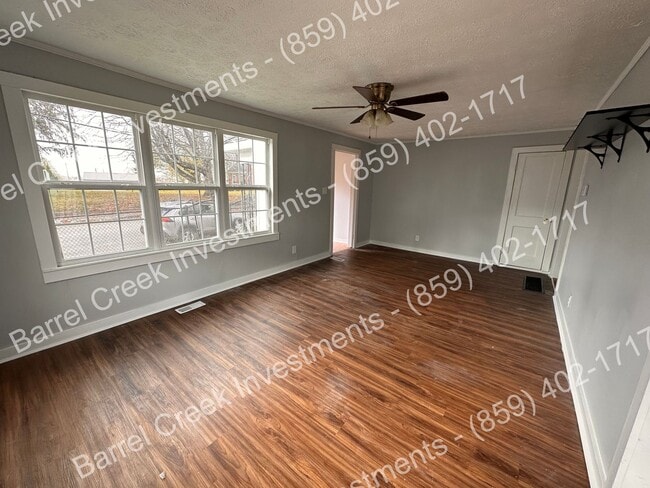 Building Photo - 2-Bedroom, 2-Bath Home with Back Porch & F...