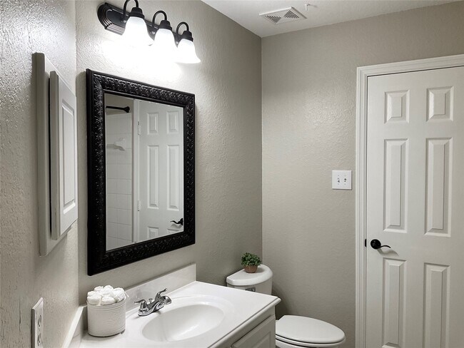 Building Photo - 43 N Merryweather Cir