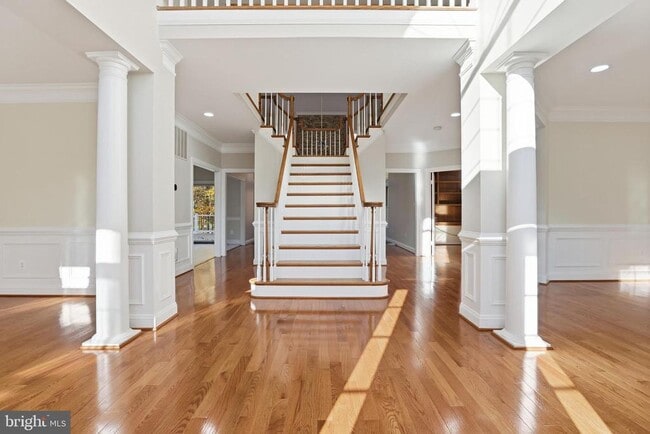 Building Photo - 18136 Hayloft Dr