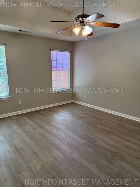 Building Photo - Welcome to this beautiful 3-bedroom, 2-bathroom home located in the charming city of Fairburn