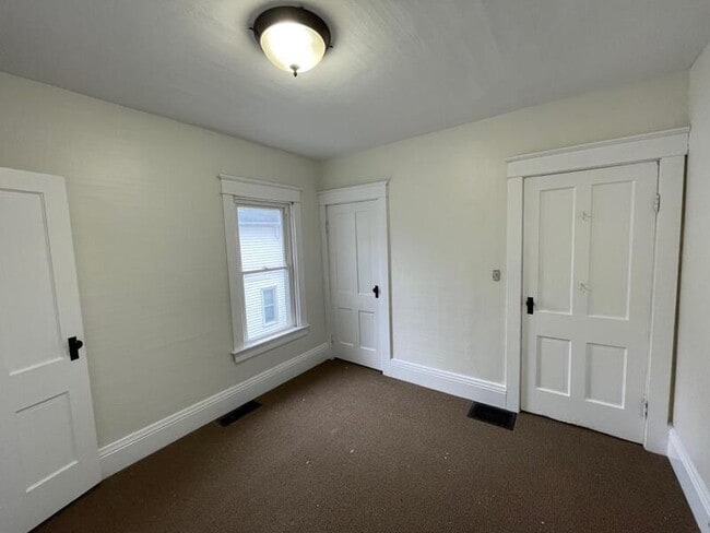 Building Photo - 224 State St