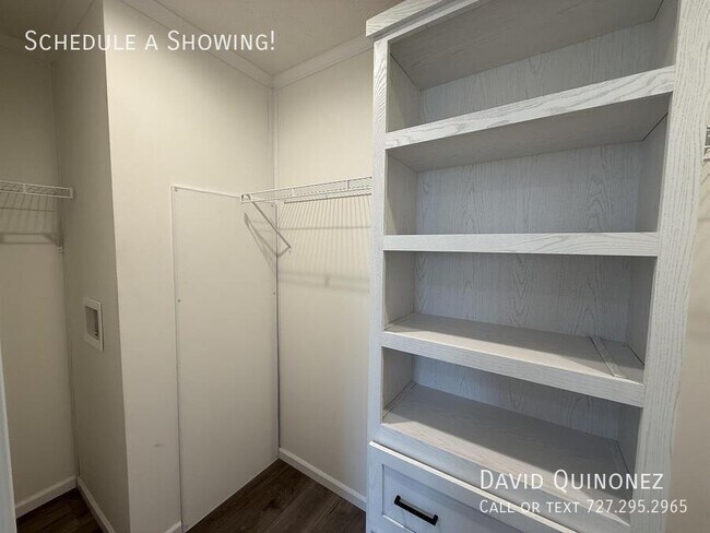 Building Photo - 6249 Roosevelt-